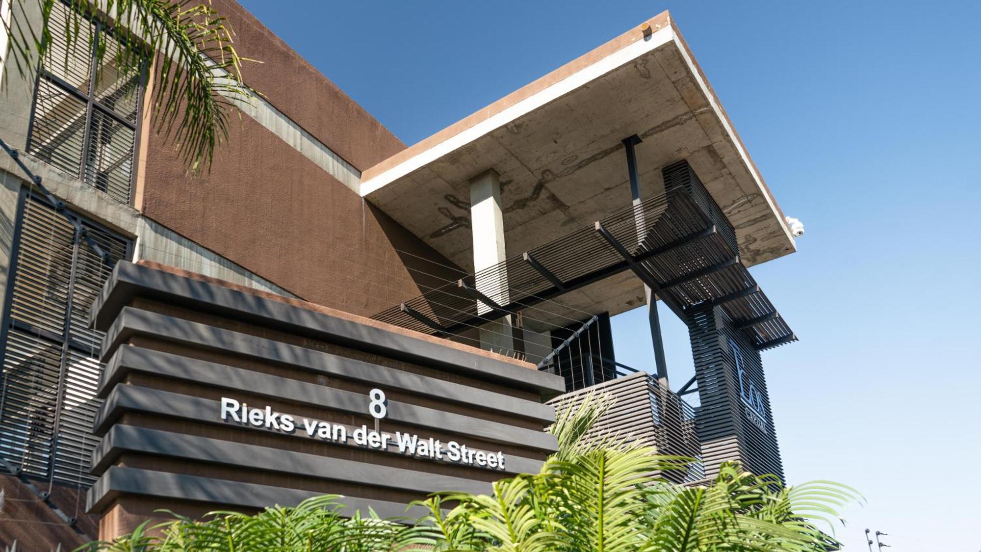 Rieks Van Der Walt Self-Catering Apartment Windhoek Exterior foto