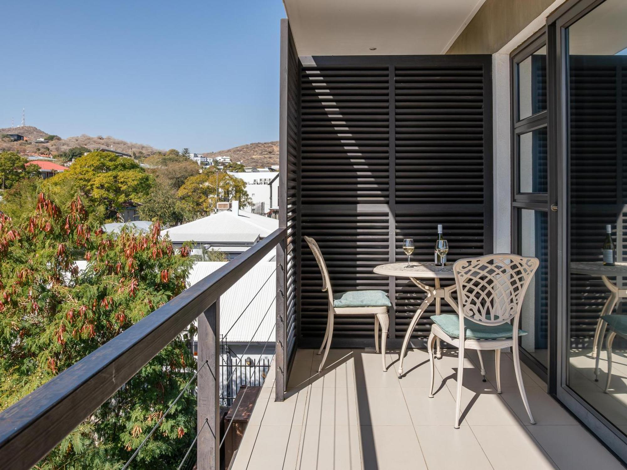 Rieks Van Der Walt Self-Catering Apartment Windhoek Exterior foto