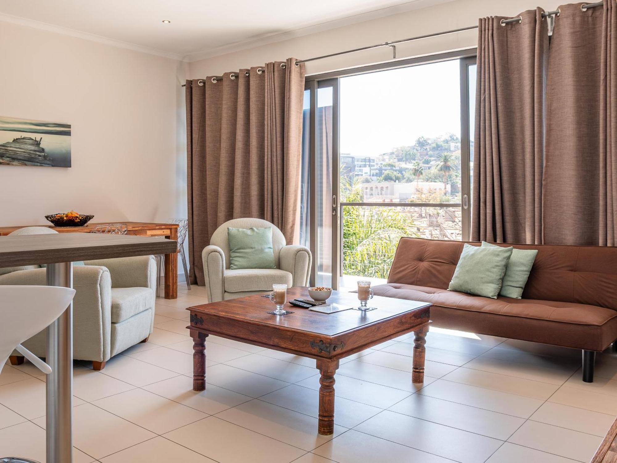 Rieks Van Der Walt Self-Catering Apartment Windhoek Exterior foto